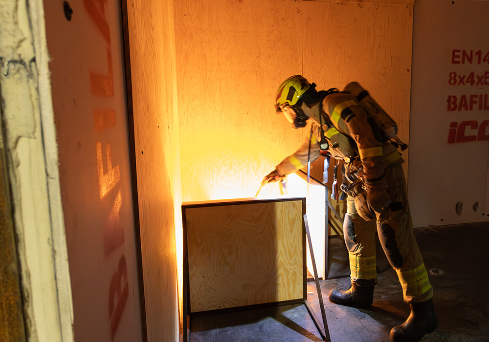 iCO R&D Team testing water mist system to BS EN 14972 at Baltic Fire Laboratory